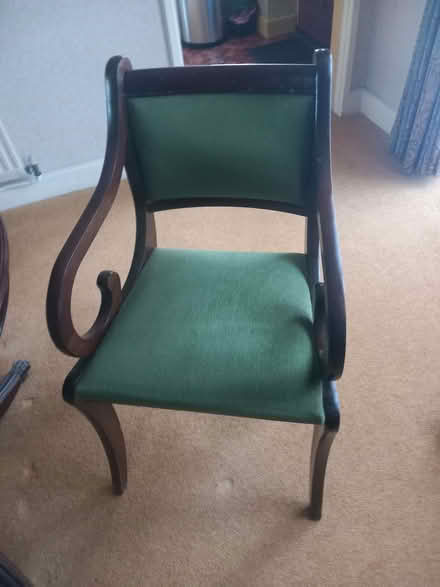 Photo of free Table and 6 chairs (Goffs Oak EN7) #3