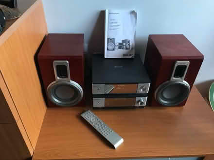 Photo of free Philips hi-fi (Snettisham PE31) #1