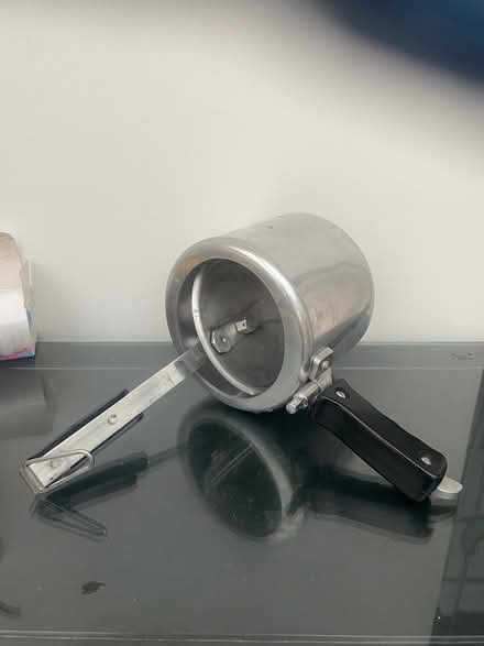 Photo of free Small vintage pressure cooker (Wanstead E11) #3