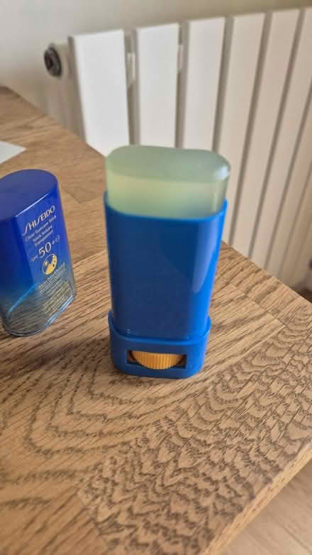 Photo of free Sunscreen stick (SE16) #3