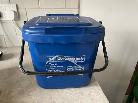 Photo of free Food caddy (Highbury New Park N5) #1