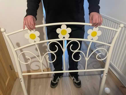 Photo of free 2 beds (Downley) #1