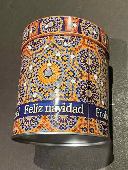 Photo of free decorative tin (GU14) #1