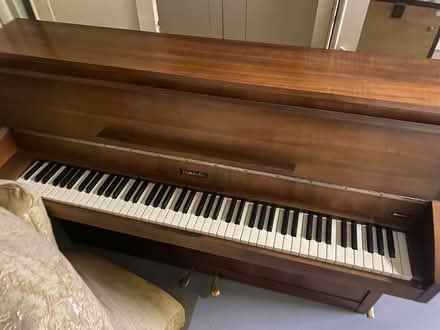 Photo of free Piano (Tn1 1st) #1