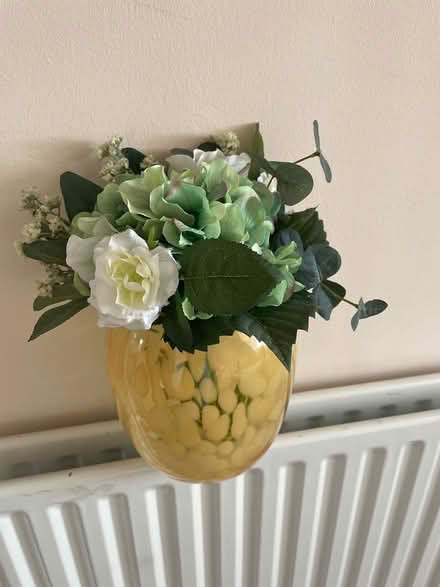 Photo of free Vase and fake flowers (Hilperton BA14) #1