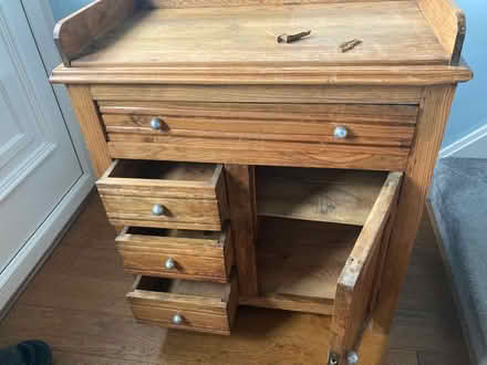 Photo of free Antique sideboard 1920 (Cheshunt, Hertfordshire) #2