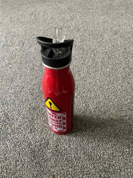 Photo of free Water flask (Havant PO9) #3