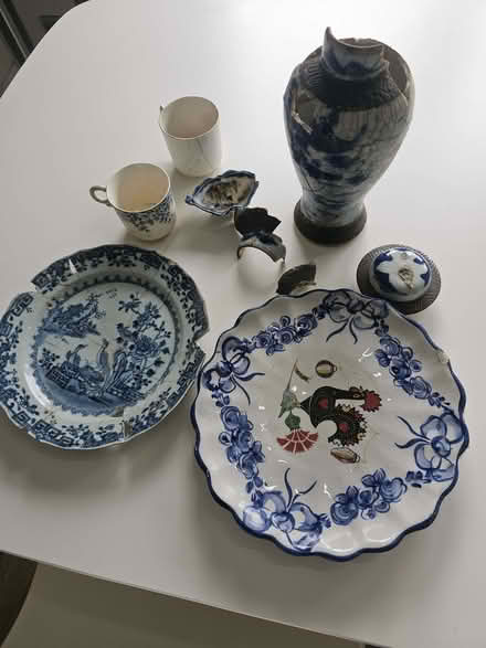 Photo of free Broken Antique/ Vintage Crockery for Mosiac Work (Didsbury M20) #1