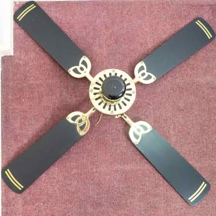Photo of free 4 pieces Encon 42" diameter ceiling fans with winter switch (Burgess Hill RH15) #1