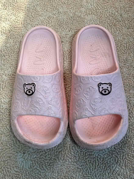 Photo of free Women’s Slide Sandals sz 8.5 (Saratoga Mtns.) #1