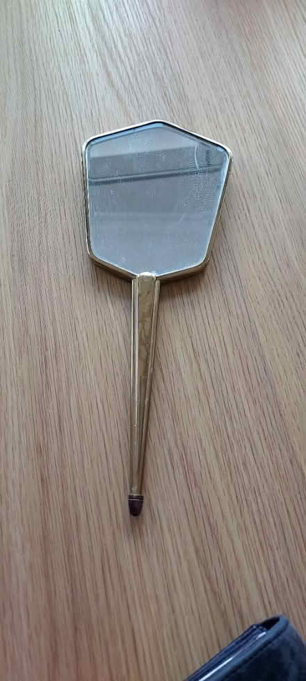 Photo of free Handheld mirror (Tonbridge) #1