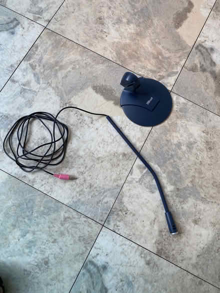 Photo of free Computer microphone (Fulwood PR2) #3