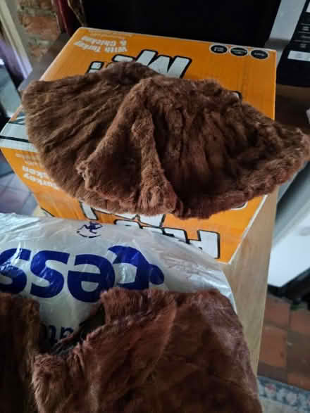 Photo of free Hat making vintage silk feather and fur (Sutton Courtenay OX14) #4