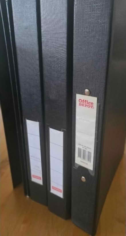 Photo of free A4 lever files and slim files (Manor Royal RH10) #2