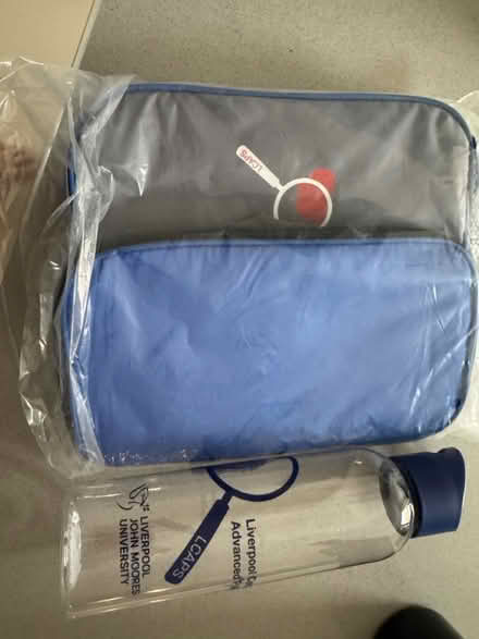 Photo of free Small Cooler Bag (Cardiff Bay CF11) #1