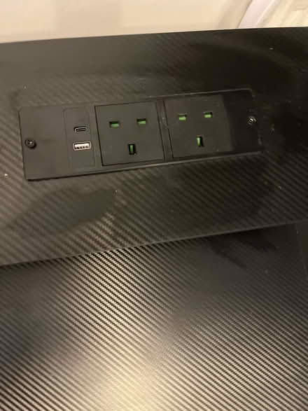 Photo of free Desk (Oval) #1