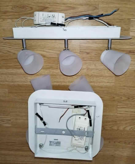 Photo of free Light fixtures (Charlton SE7) #2