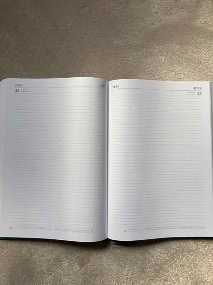 Photo of free A4 Collins 2025 diary (Bear Flat) #2