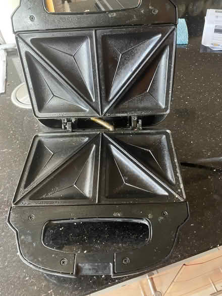 Photo of free Sandwich Toaster (Fulwood S10) #2
