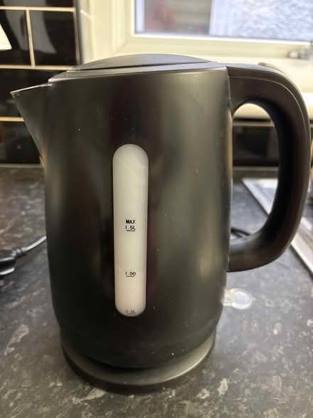 Photo of free Kettle (Tesco branded) (South Croydon) #1