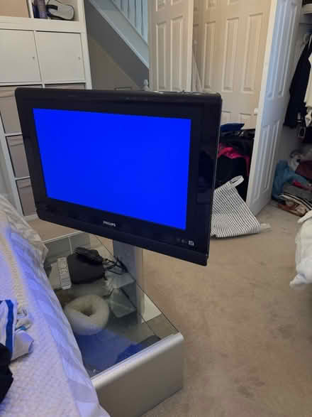 Photo of free TV LCD HD on glass stand (Basingstoke RG27) #1