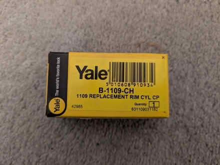 Photo of free Replacement Yale cylinder lock with 2 keys (East End Park LS9) #1