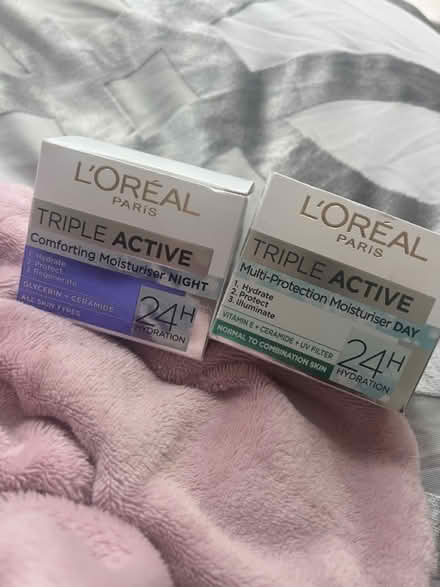 Photo of free L’ORÉAL face creams x2 (SW2) #1
