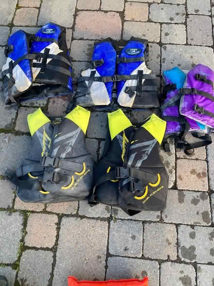 Photo of free Youth Life Jackets (Midtown Palo Alto) #1