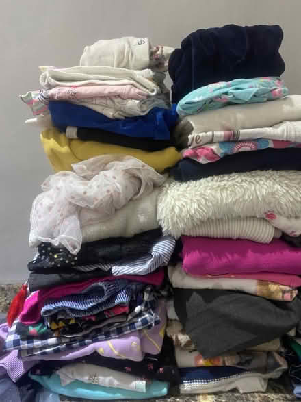 Photo of free Girls clothes 6-7 (Radcliffe M26) #1