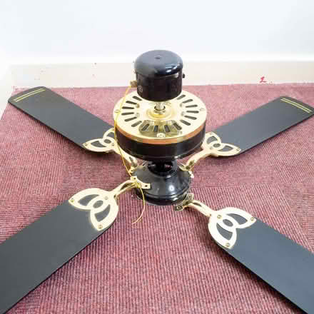 Photo of free 4 pieces Encon 42" diameter ceiling fans with winter switch (Burgess Hill RH15) #2