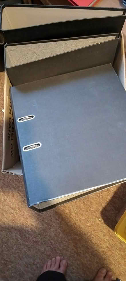 Photo of free A4 Folders and Lever Arch Folders (Farningham, Dartford Kent DA4) #3