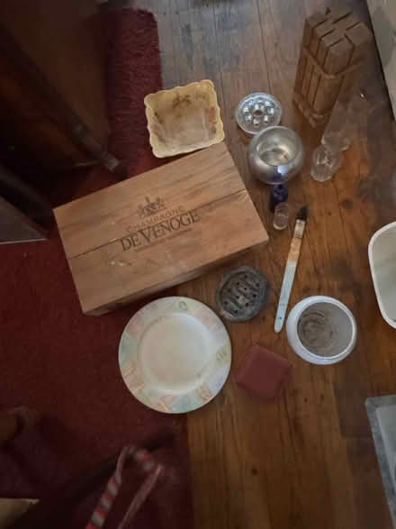 Photo of free Lots of items (NW10) #1