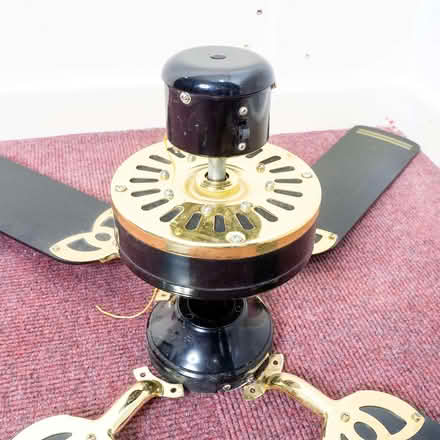 Photo of free 4 pieces Encon 42" diameter ceiling fans with winter switch (Burgess Hill RH15) #3