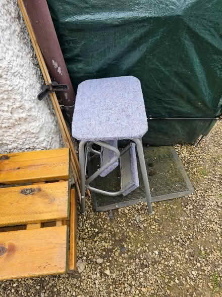 Photo of free Old metal and wood steptool (Sutton Courtenay OX14) #2