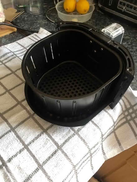 Photo of free Tower Air Fryer (Hertford SG14) #3