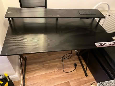 Photo of free Desk (Oval) #2