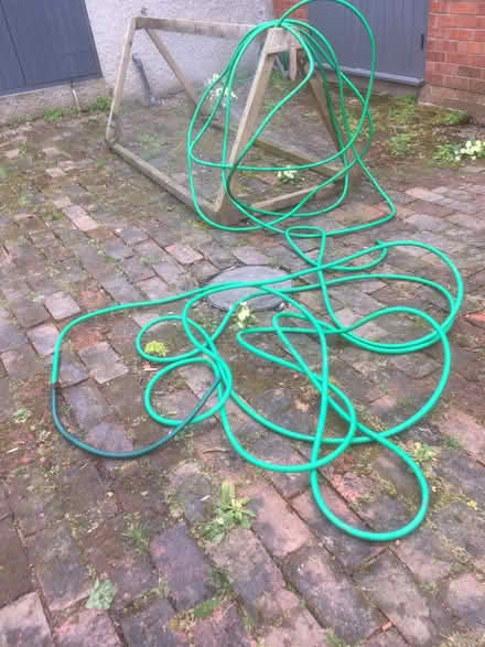 Photo of free hose (Pembridge HR6) #1