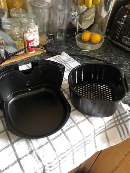 Photo of free Tower Air Fryer (Hertford SG14) #2