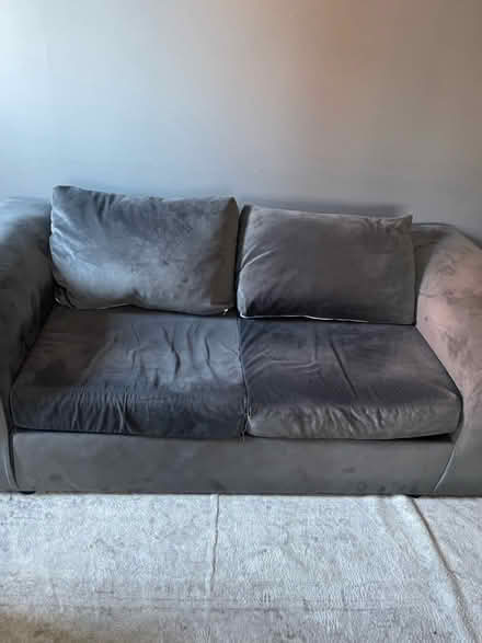 Photo of free sofa (EN10 6fp) #1