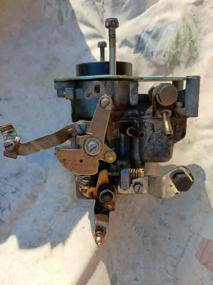 Photo of free Weber carburettor for Ford 1.6 CVH (Twickenham TW1) #3