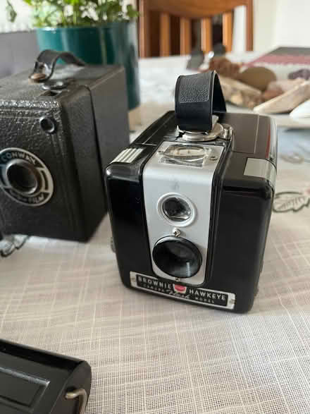 Photo of free 5 vintage cameras (Tulse Hill SE27) #3