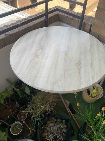 Photo of free Round table about 80 cm wide (E1W) #1