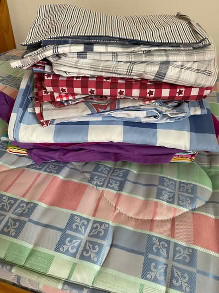 Photo of free Bedding (Bohemia TN37) #1