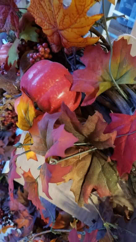Photo of free Fall Wreath (Kirkland Highlands) #2