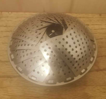 Photo of free Fruit bowl/steamer (Ore TN35) #1