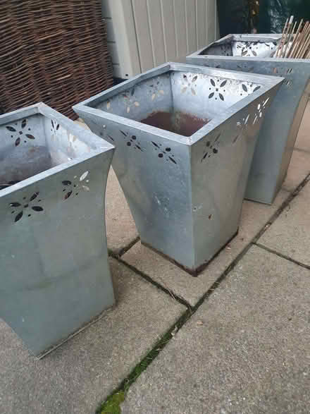 Photo of free Metal plant pots (Elstow MK42) #1