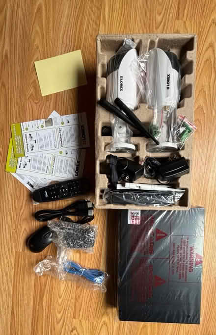 Photo of free Lorex wireless receiver w 2 cameras (Columbia) #1