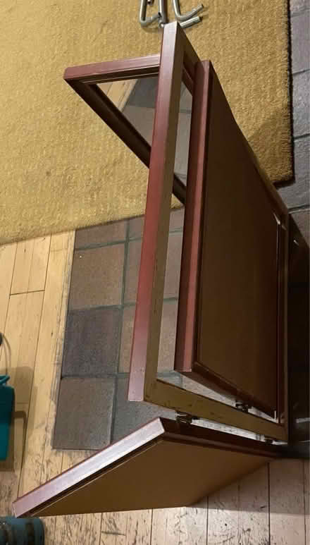 Photo of free Vintage dressing table mirror. (Congleton CW12) #4