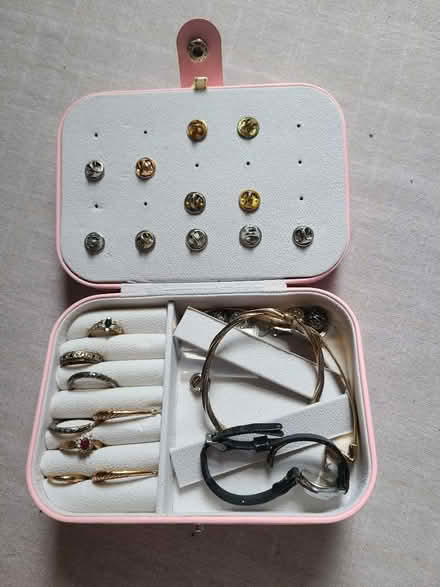 Photo of free Small jewelry box (Nottingham NG8) #3