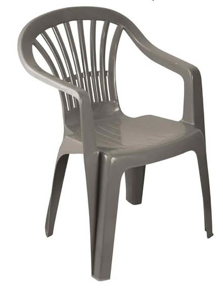 Photo of Outdoor Chair, Plastic Green (Wallingford, OX10) #2